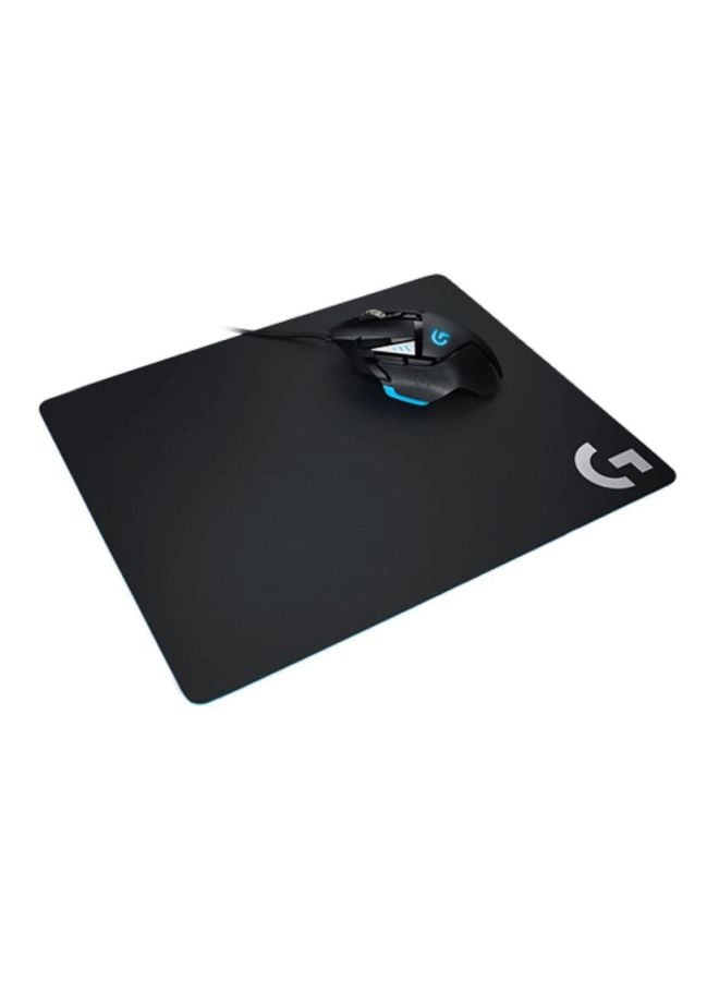 لوجيتيك - لوحة ماوس ألعاب من القماش Logitech G 240، مقاس 340 × 280 مم، سمك 1 مم، احتكاك سطحي معتدل، نسيج متناسق، قاعدة مطاطية مستقرة ومريحة - Image 1