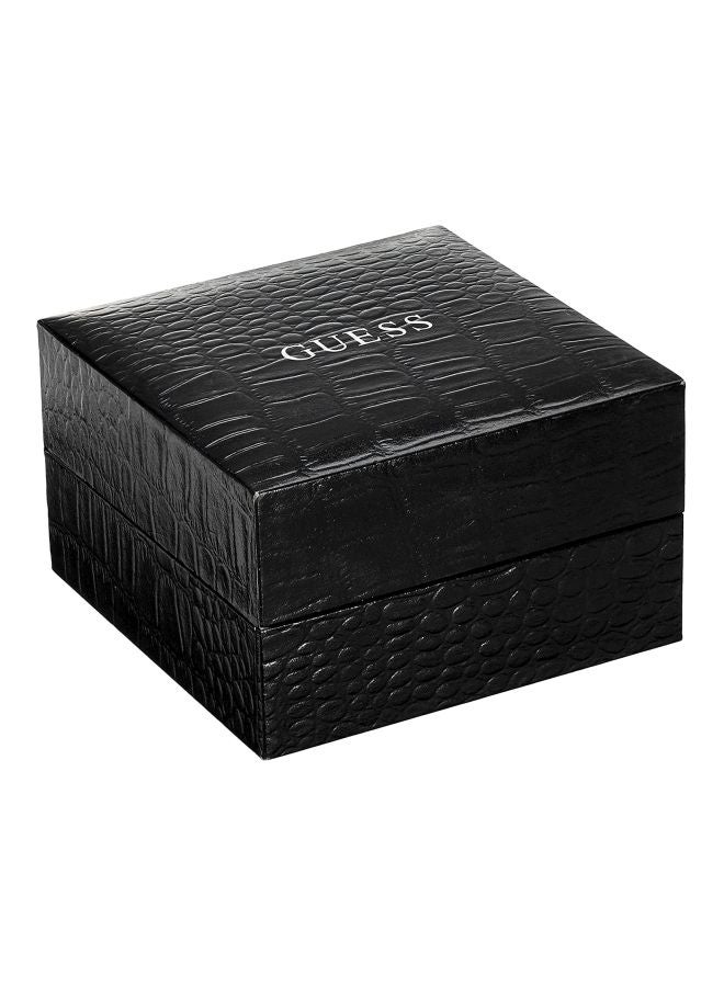 GUESS Women's Water Resistant Analog Watch W0637L1 - Image 4