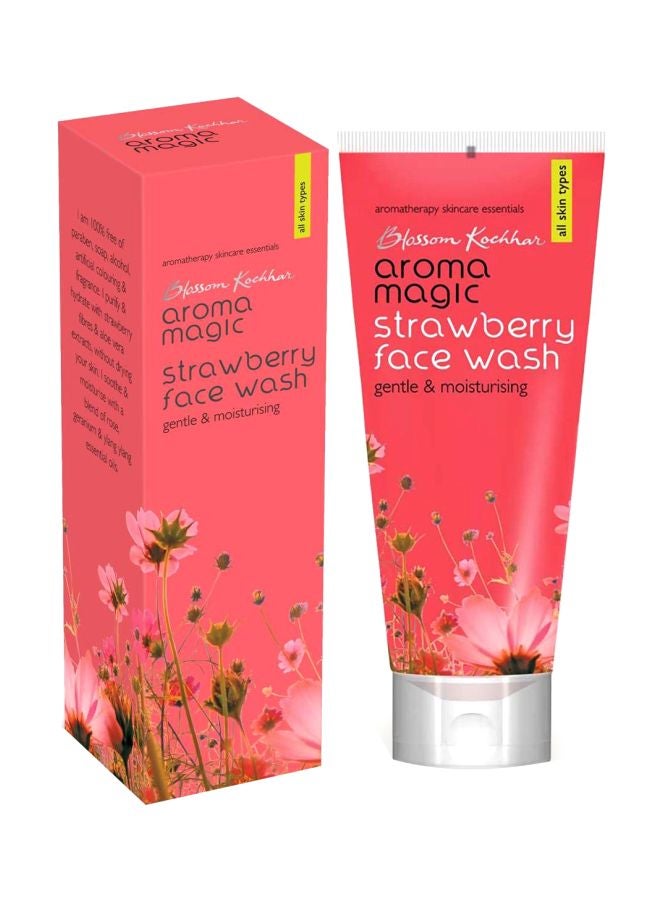 Aroma Magic Strawberry Face Wash 100ml - Image 1
