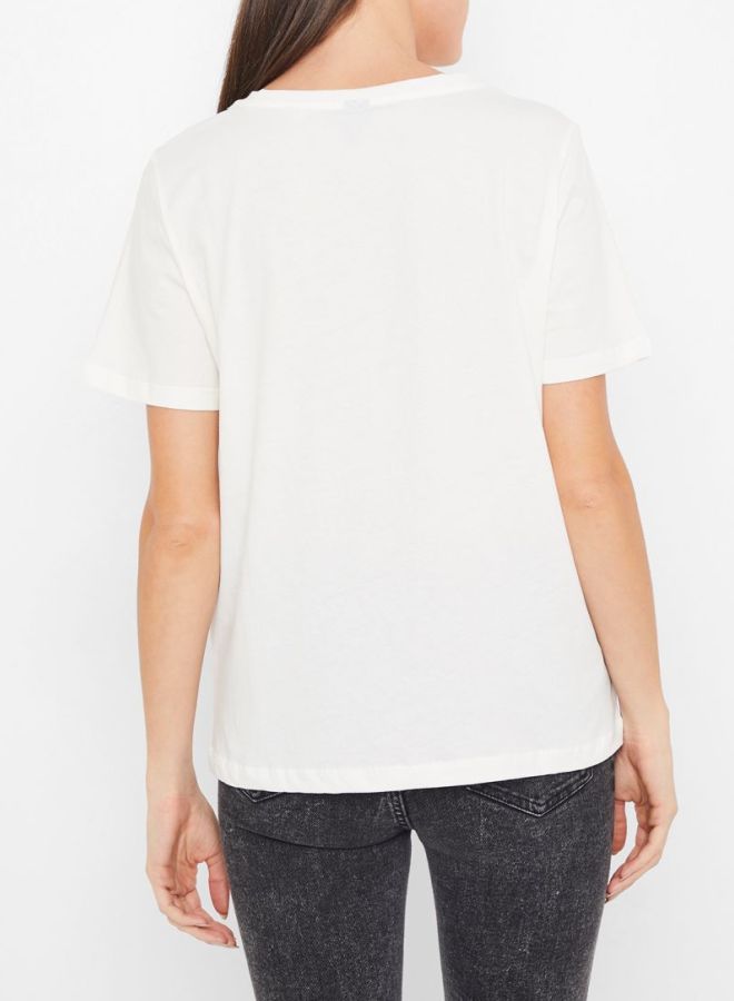 فيرو مودا تيشيرت بتفصيلة طبعة جيب أبيض - Image 2