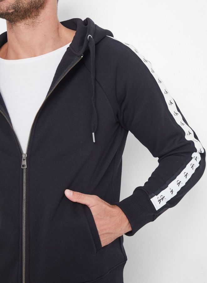 Monogram Tapered Sleeve Hoodie Black - v1596038231/N32166292V_4