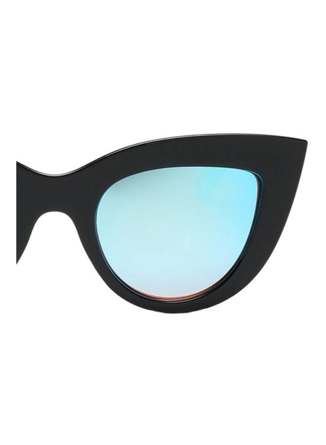 Sharpdo Women's UV Protected Cat-Eye Sunglasses - Image 4