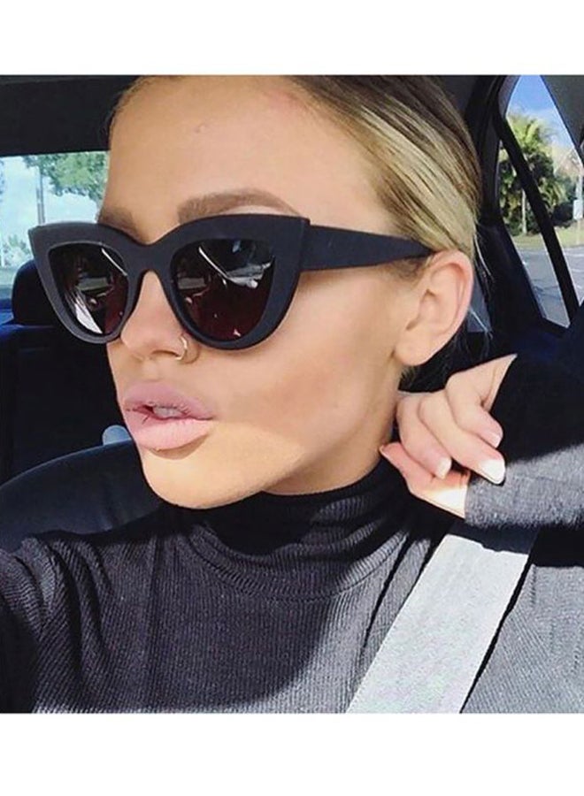 Sharpdo Women's Protected Cat-Eye Sunglasses - Image 5