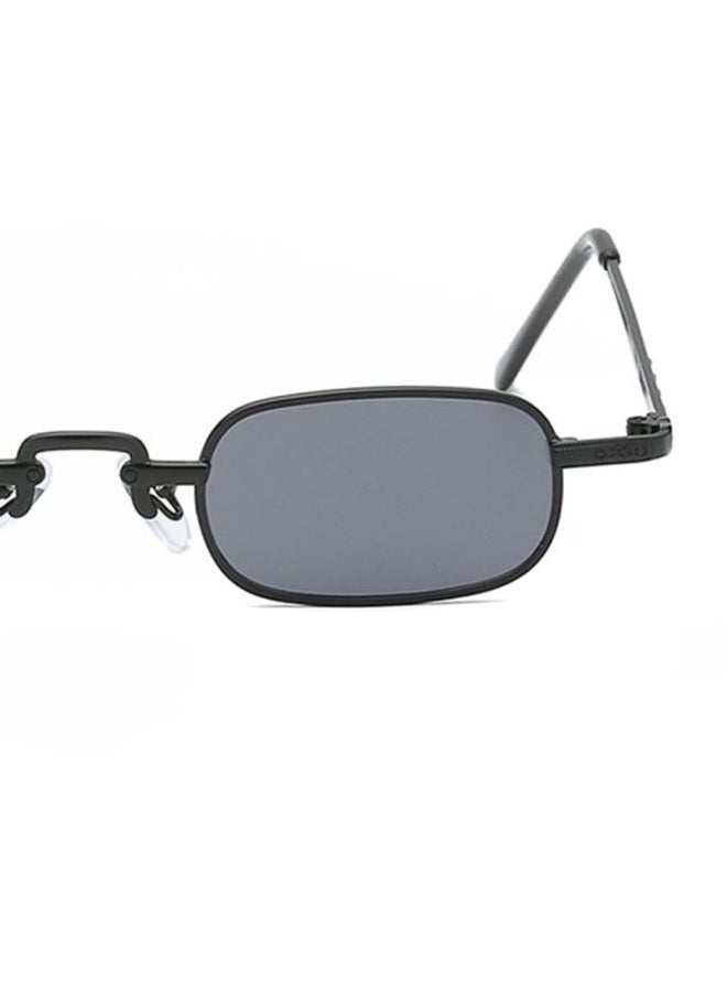 Sharpdo Women's UV Protected Rectangular Sunglasses - Image 5