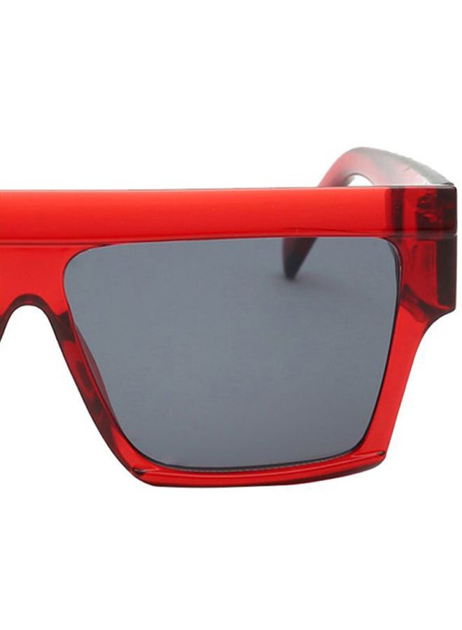 Sharpdo Women's UV Protected Rectangular Sunglasses - Image 4