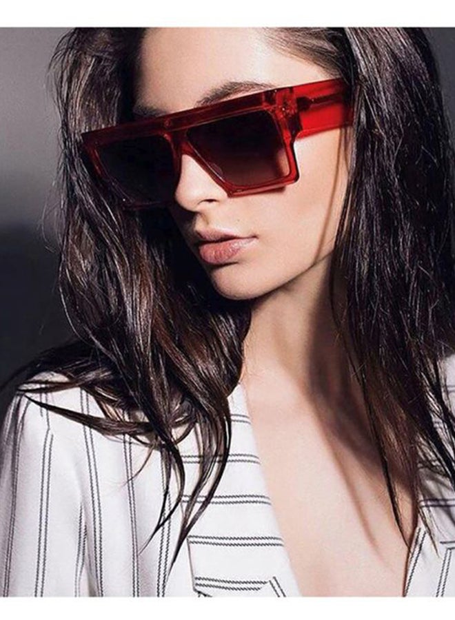 Sharpdo Women's UV Protected Rectangular Sunglasses - Image 5