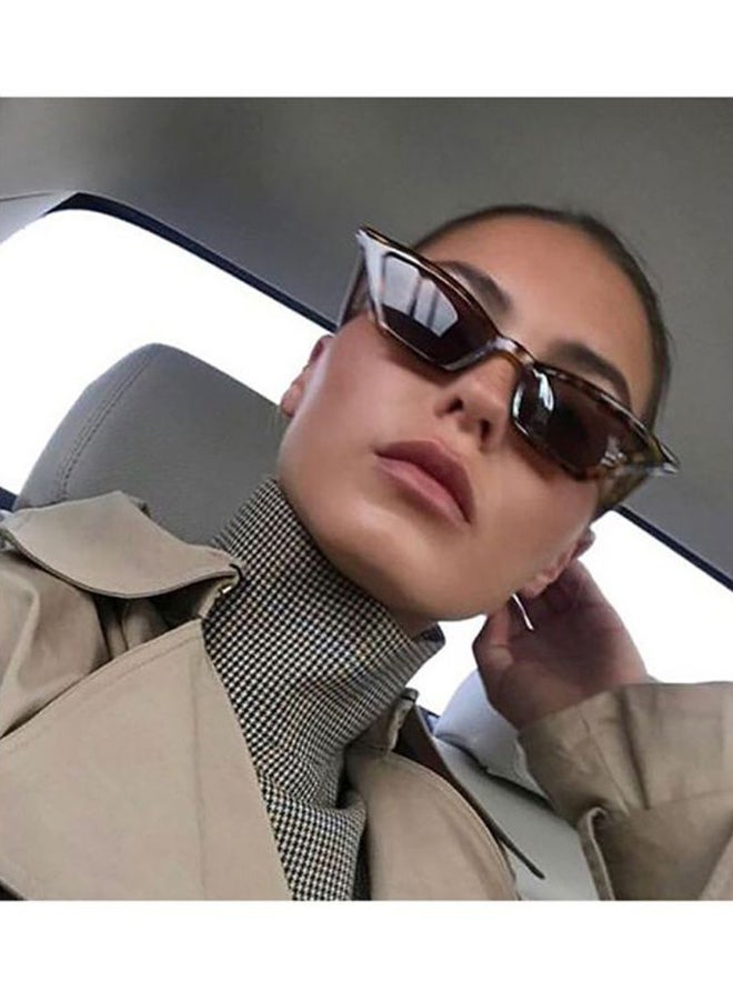 Sharpdo Women's UV Protected Cat-Eye Sunglasses - Image 5