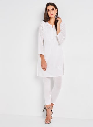 Handmade Embroidered Kurta White - v1596438150/N39352178V_1