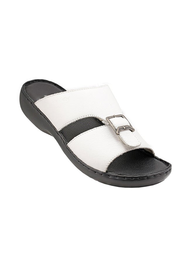 Textured Arabic Sandals White - v1596454392/N39170640V_2