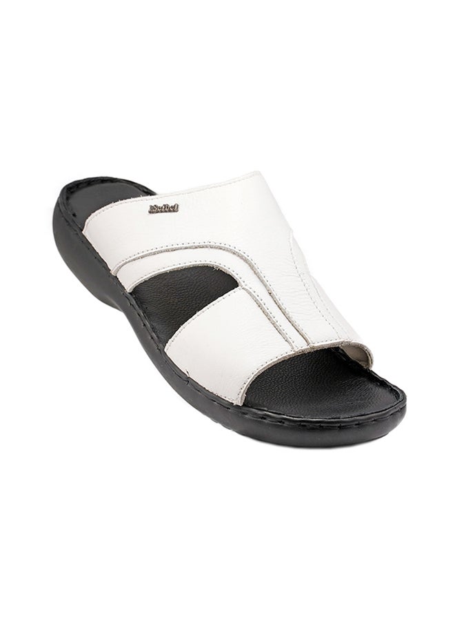 Josef Seibel Logo Detail Arabic Sandals White - Image 2