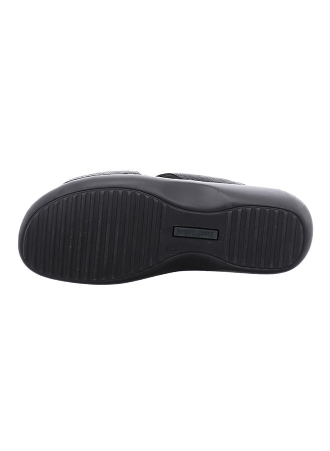 Josef Seibel Logo Detail Arabic Sandals White - Image 3