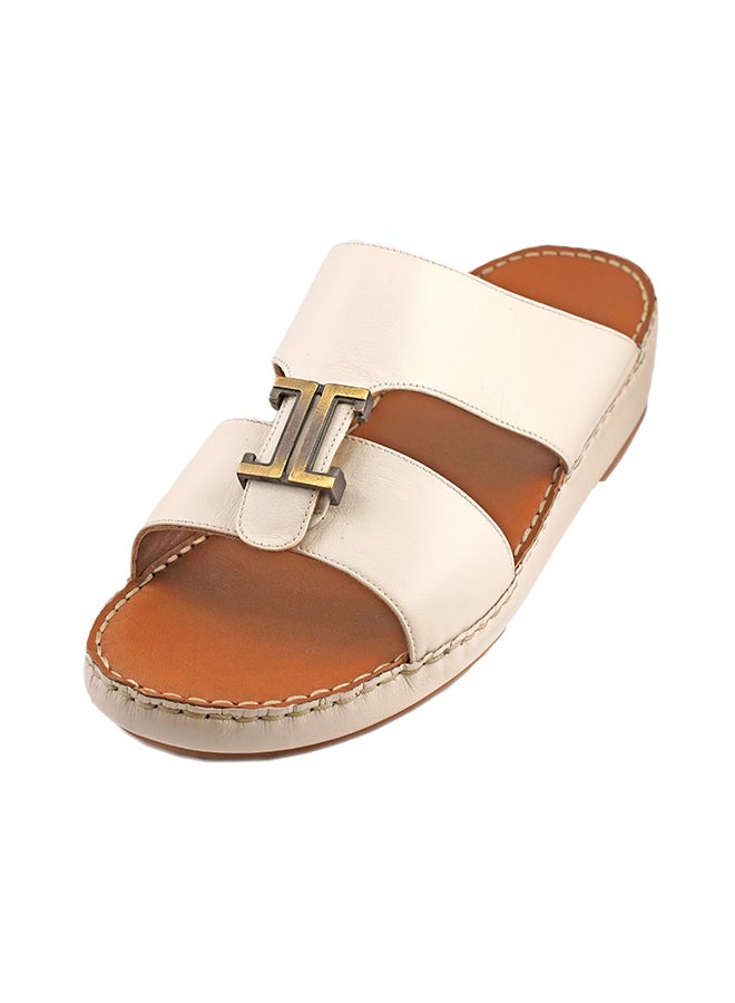 barjeel uno - Solid Metal Detail Arabic Sandals Beige - Image 1