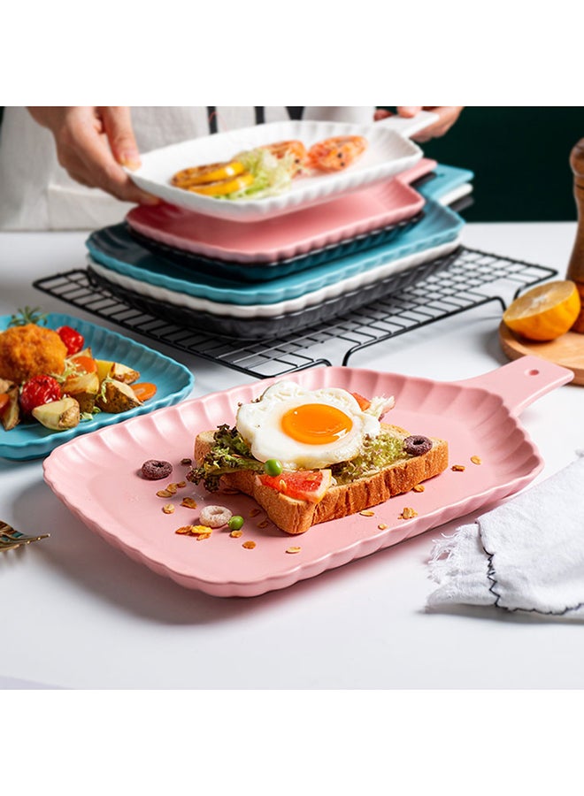 شاربدو طبق مستطيل مخصص للفرن بنمط زهور الأقحوان من مادة السيراميك ومزود بمقبض وردي 13بوصة - Image 1