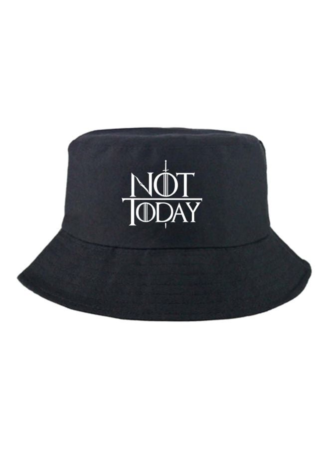 قبعة الباكيت بنمط مسلسل "Game Of Thrones" بطبعة "Not Today" أسود/ أبيض - Image 1
