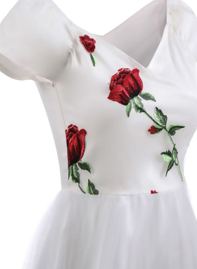Floral Embroidered Midi Dress White/Red/Green  - Image 3