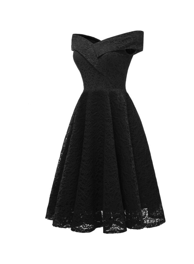 فستان بأكتاف مكشوفة بتصميم فساتين الأميرات مناسب للحفلات أسود - Image 4