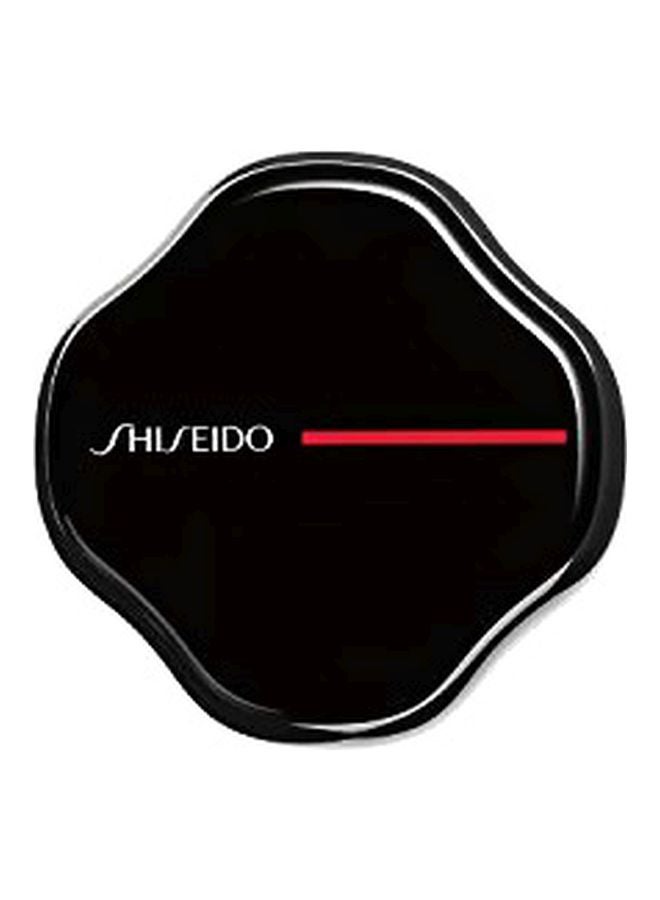 Shiseido Hanatsubaki Hack Polishing Face Brush Red/Black  - Image 2