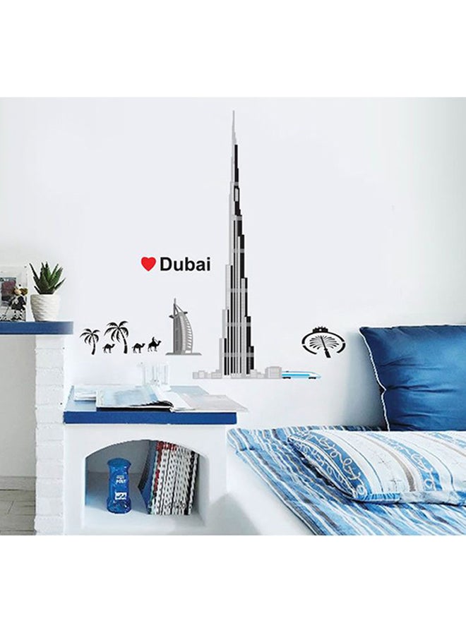 ملصق لتزيين الجدار ذاتي اللصق بتصميم مدينة دبي أسود/أحمر 90 x 60سم - Image 1