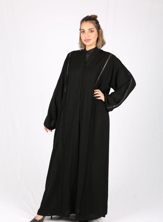 عباية من قماش الكريب برقبة على شكل حرف V أسود - Image 4