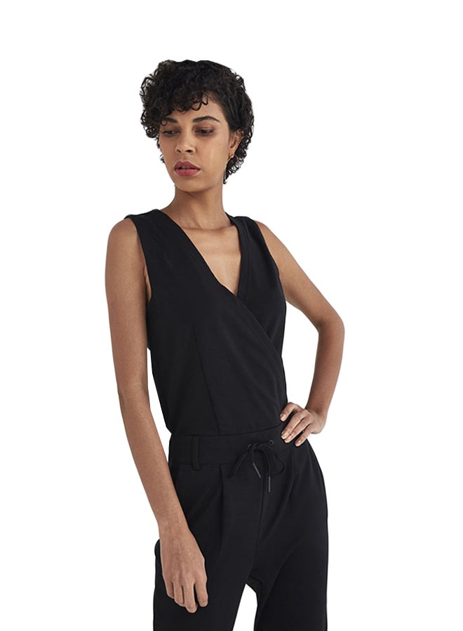 V-Neck Sleeveless Jumpsuit Black - v1597398887/N23460134V_1