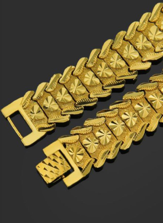Beauenty Zinc Alloy Heart Themed Bracelet  - Image 3