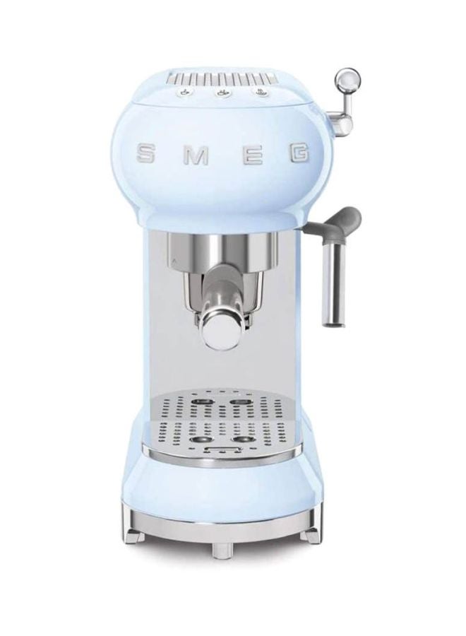 سميج ماكينة قهوة اسبريسو اسثيتيك بسعة 1 لتر وقدرة 1350 وات بطراز الخمسيينات الكلاسيكي 1.0 L 1350.0 W ECF01PBEU أزرق باستل/فضي - Image 2