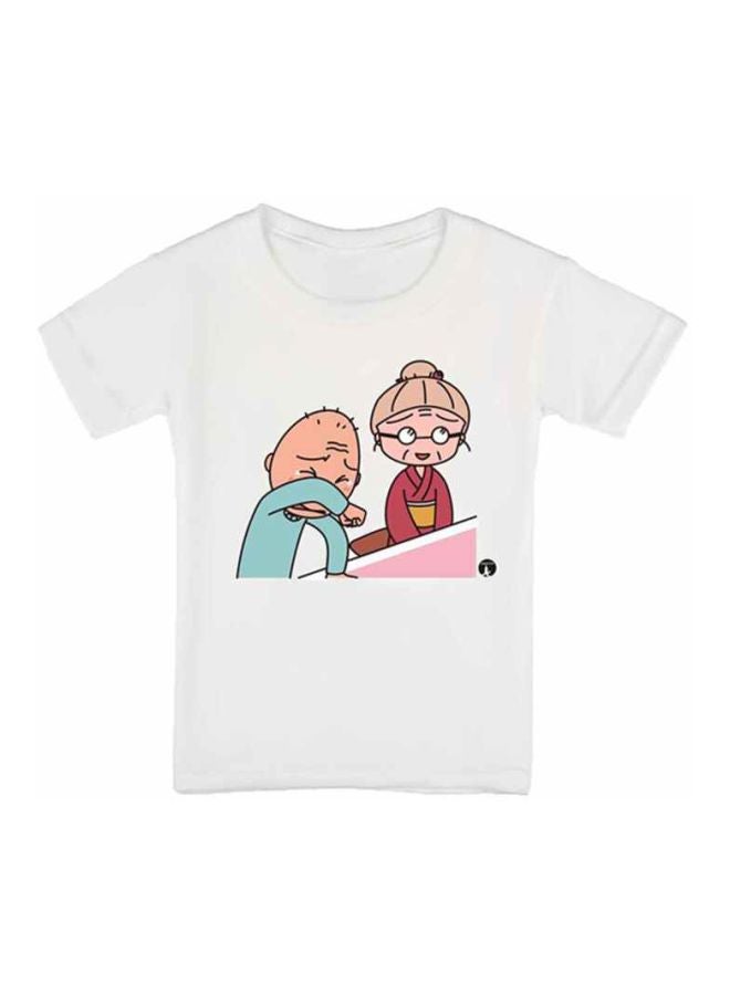 بي بي تيشيرت مزين بطبعة شخصية المسلسل الكرتوني Chibi Maruko-Chan أبيض/أزرق/أحمر - Image 1