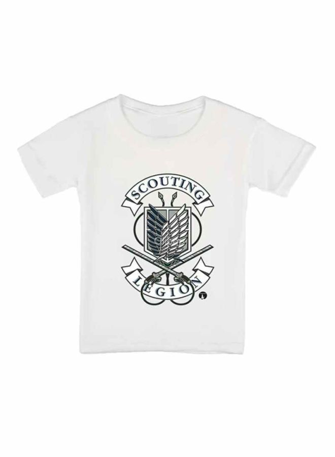 بي بي تيشيرت مزين بطبعة مستوحاة من المسلسل الكرتوني Attack On Titan أبيض - Image 1