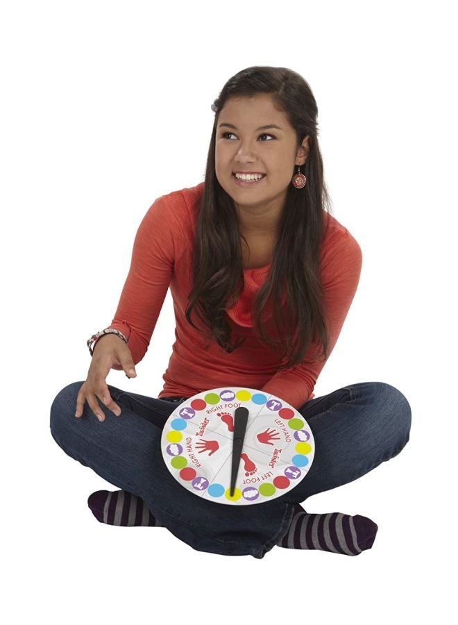 HASBRO - GAMING Classic Twister Game - Image 3