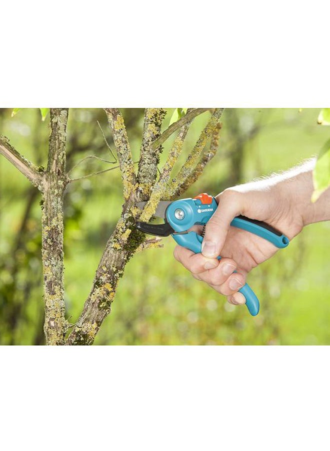 GARDENA Classic Bypass Secateur Blue/Black/Silver  - Image 3