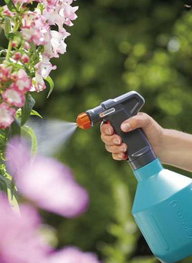 GARDENA Comfort Pump Sprayer Blue/Black/Orange 1Liters  - Image 3