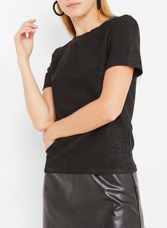 اونلي تيشيرت لامع بفتحة رقبة مستديرة أسود - Image 1