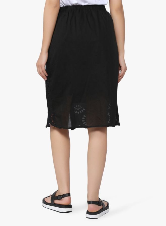 Stock Crochet Button Detail Skirt Black - Image 2