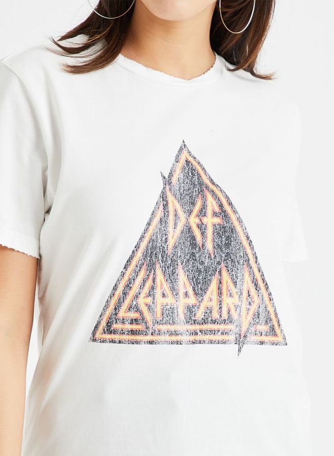 اونلي تيشيرت برقبة دائرية وطبعة عبارة "Def Leppard" أبيض/أسود/برتقالي - Image 4