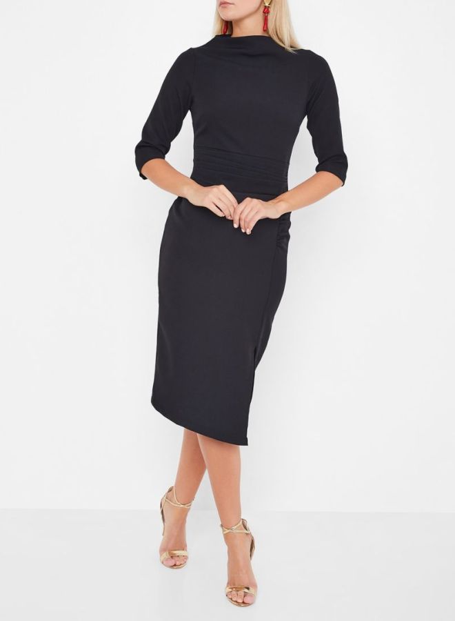 ستوك فستان بتفصيلة كسرات وياقة مرتفعة أسود - Image 3