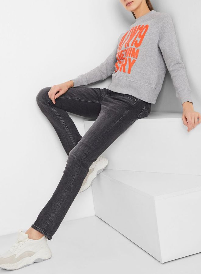 جاكلين دي يونج سويت شيرت قصير مزين بعبارة Denim Story رمادي  - Image 3