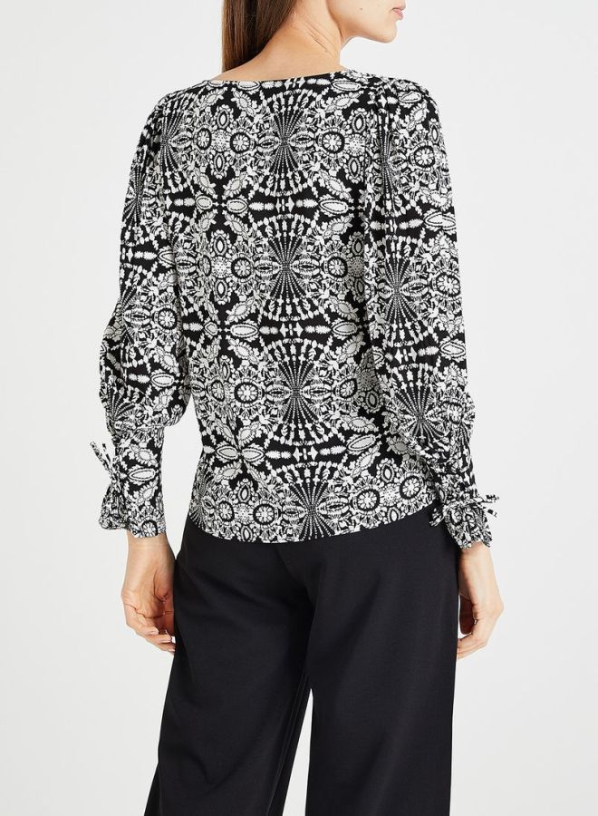 Jacqueline de Yong - Printed Viscose Top black - Image 1