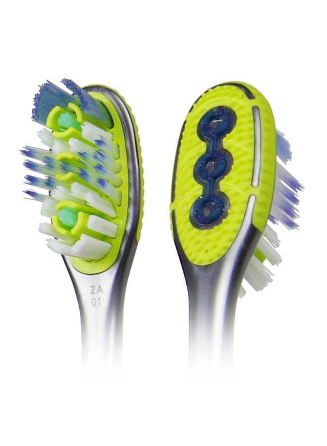 Colgate - 2-Piece Manual Toothbrush Multicolour Medium - Image 1