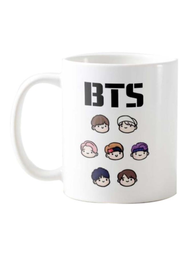 فرست بيس مج بطبعة فرقة BTS الموسيقية أبيض/ أسود 325ملليلتر  - Image 1