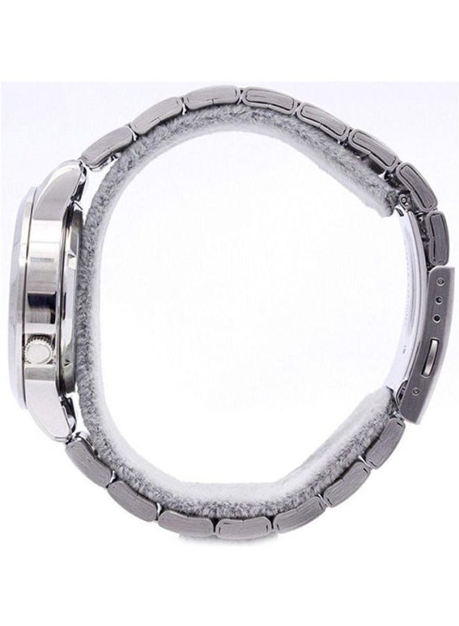 Seiko men Round Shape Stainless Steel Analog Wrist Watch - Silver - SNKE49J1 - Image 3