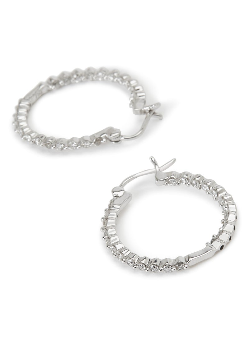 أناكا أقراط من الذهب الأبيض عيار 18 قيراط مرصعة بالألماس - Image 2