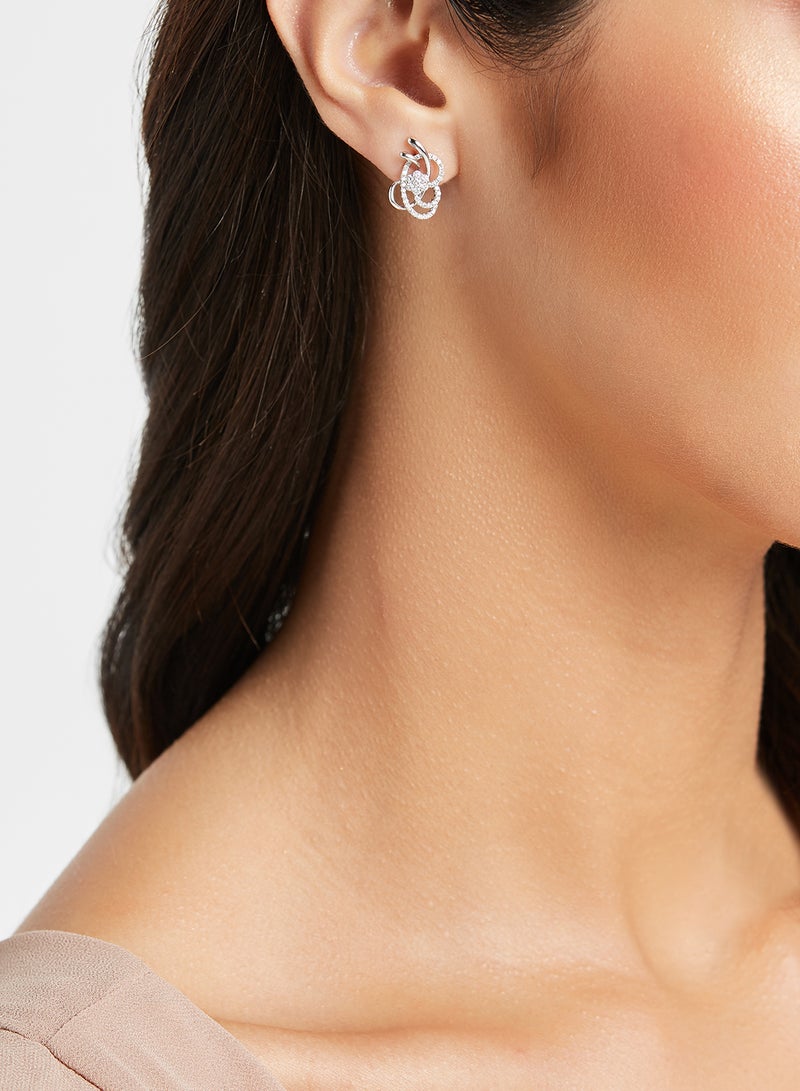 أناكا أقراط من الذهب الأبيض عيار 18 قيراط مرصعة بالألماس - Image 3