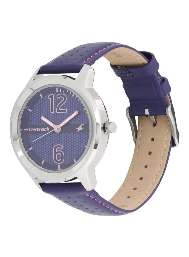 TITAN Women's Leather Analog Watch 6169SL01 - Image 3