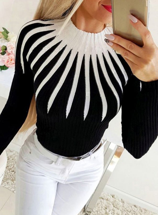 Stripe Pattern Turtleneck Pullover Black/White  - Image 3