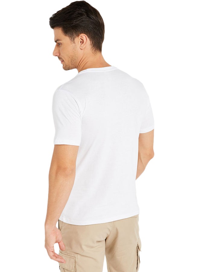 آل جابر تيشيرت مزين برسومات أبيض - Image 2