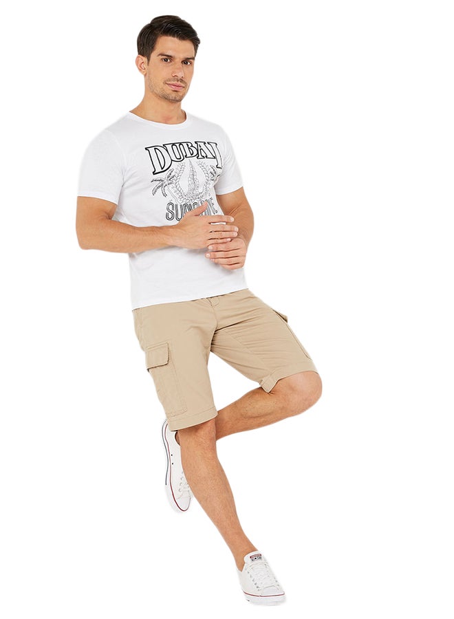 آل جابر تيشيرت مزين برسومات أبيض - Image 3