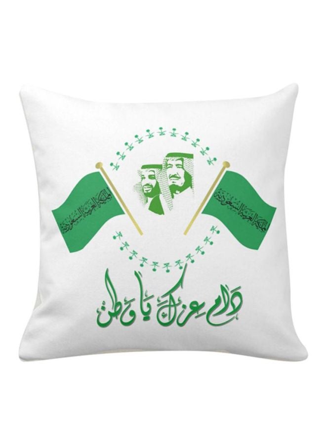 فرست بيس وسادة بطبعة علم أبيض/أخضر 40x40سم