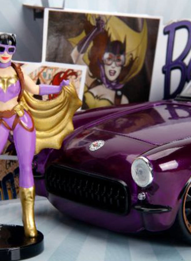 جادا لعبة سيارة شيفروليه كورفيت موديل 1957 مع مجسم الفتاة الوطواط من دي سي كوميكس بومبشيلز - Image 3