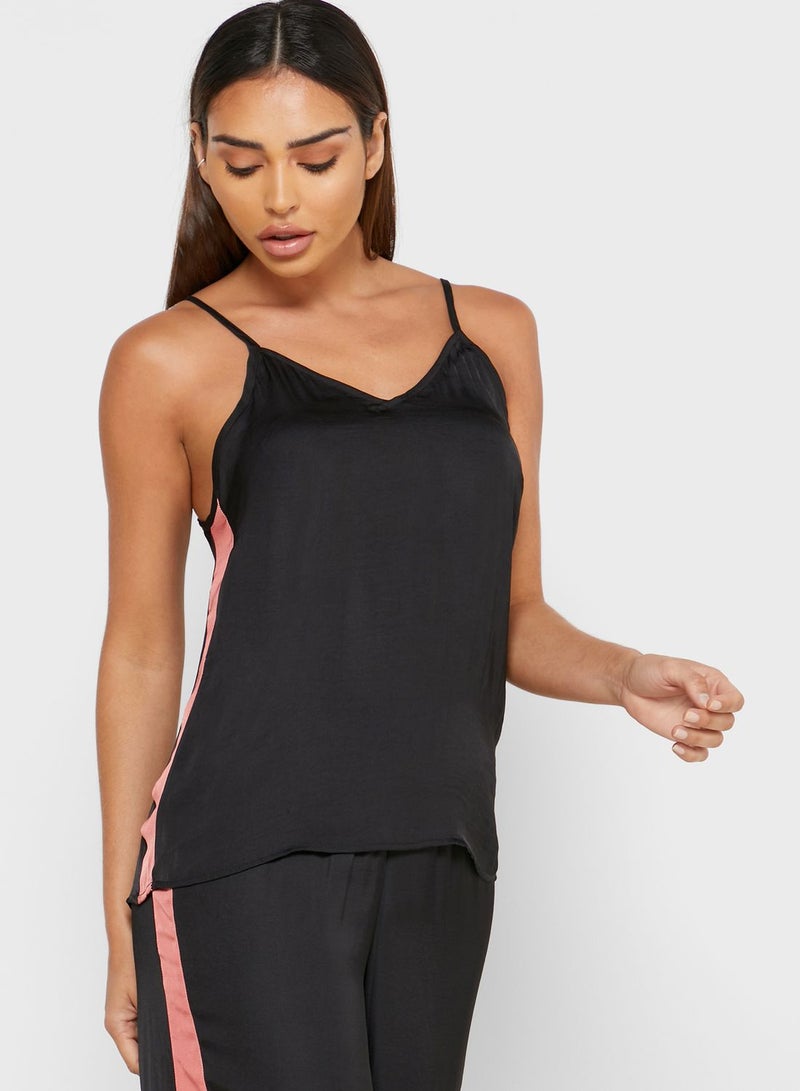 Reserved Printed Cami Top And Pyjama Set Black - Image 3