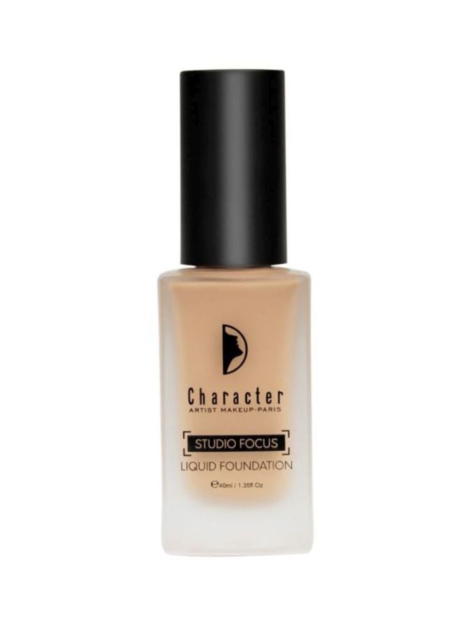 Character Studio Focus Liquid Foundation Sesame - Image 1